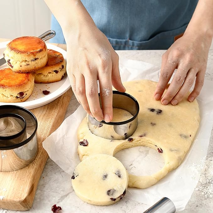 Spring Chef Multifunctional 1 Tablespoon Small Cookie Scoop, #60 & Large Dough Blender & Biscuit Cutter Set - 2 Product Bundle - Black