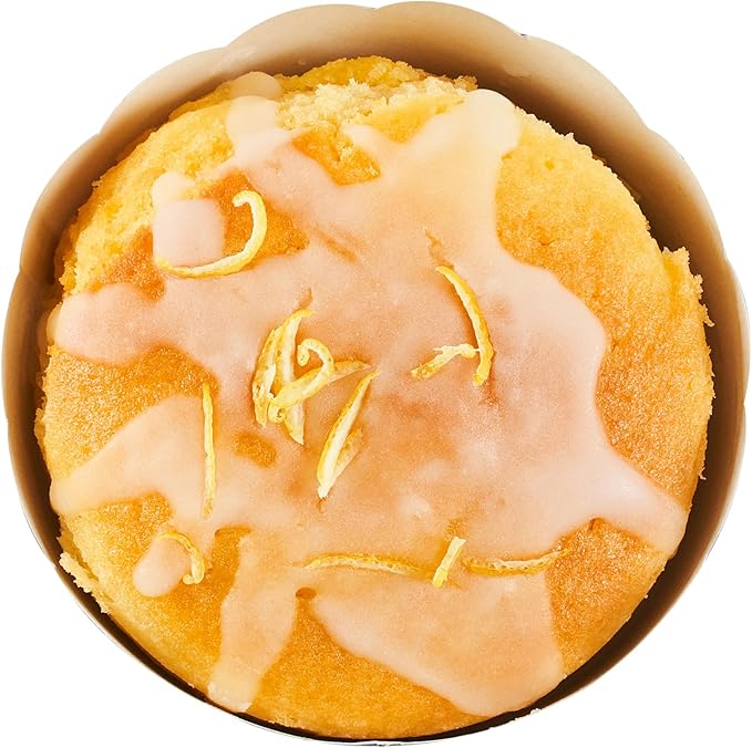 Restaurantware Baking Cups 200 Pack of 10 oz Paper Cupcake Liners Greaseproof Scalloped Oven-Safe Elegant Dessert Muffin Cups Disposable for Parties