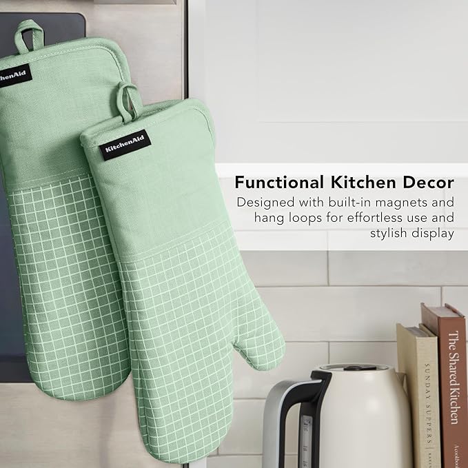 KITCHENAID Gourmet Series Gridlines Oven Mitts 2-Pack Set, Heat Resistant up to 600°F, Soft Silicone Grip, Magnetic Cuff, Pistachio Green, 7"x14"