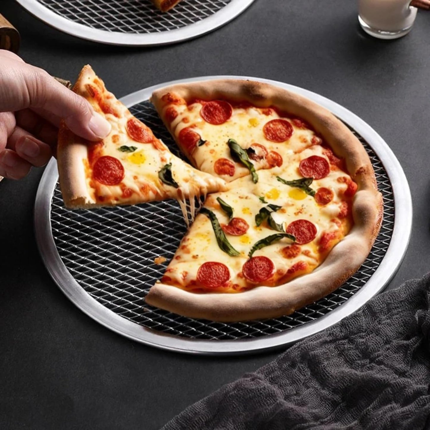 12-inch Aluminum Pizza Screen | Commercial Grade Pizza/Baking Screen for Oven | Pizza Baking Tray for Home And Restaurant | Round, Aluminum, 12-inch [1PK]