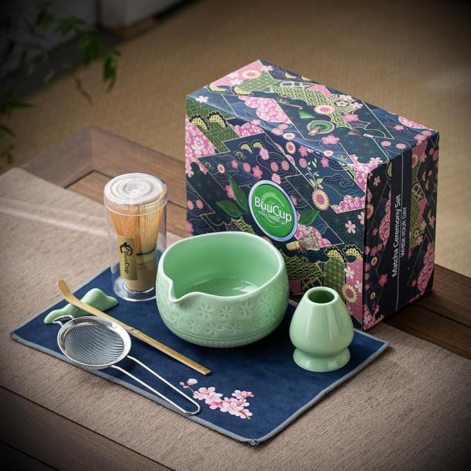Buucup Matcha Whisk Set, Ceramic Matcha Kit Set Includes Matcha Bowl, Matcha Whisk and Holder, Bamboo Scoop, Scoop Rest, Sifter and Tea Towel - 7 Pcs Matcha Kit for Matcha Lovers (Green)