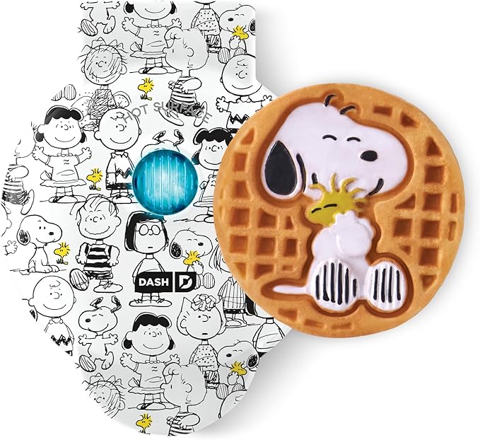 Peanuts x Dash Mini Waffle Maker
